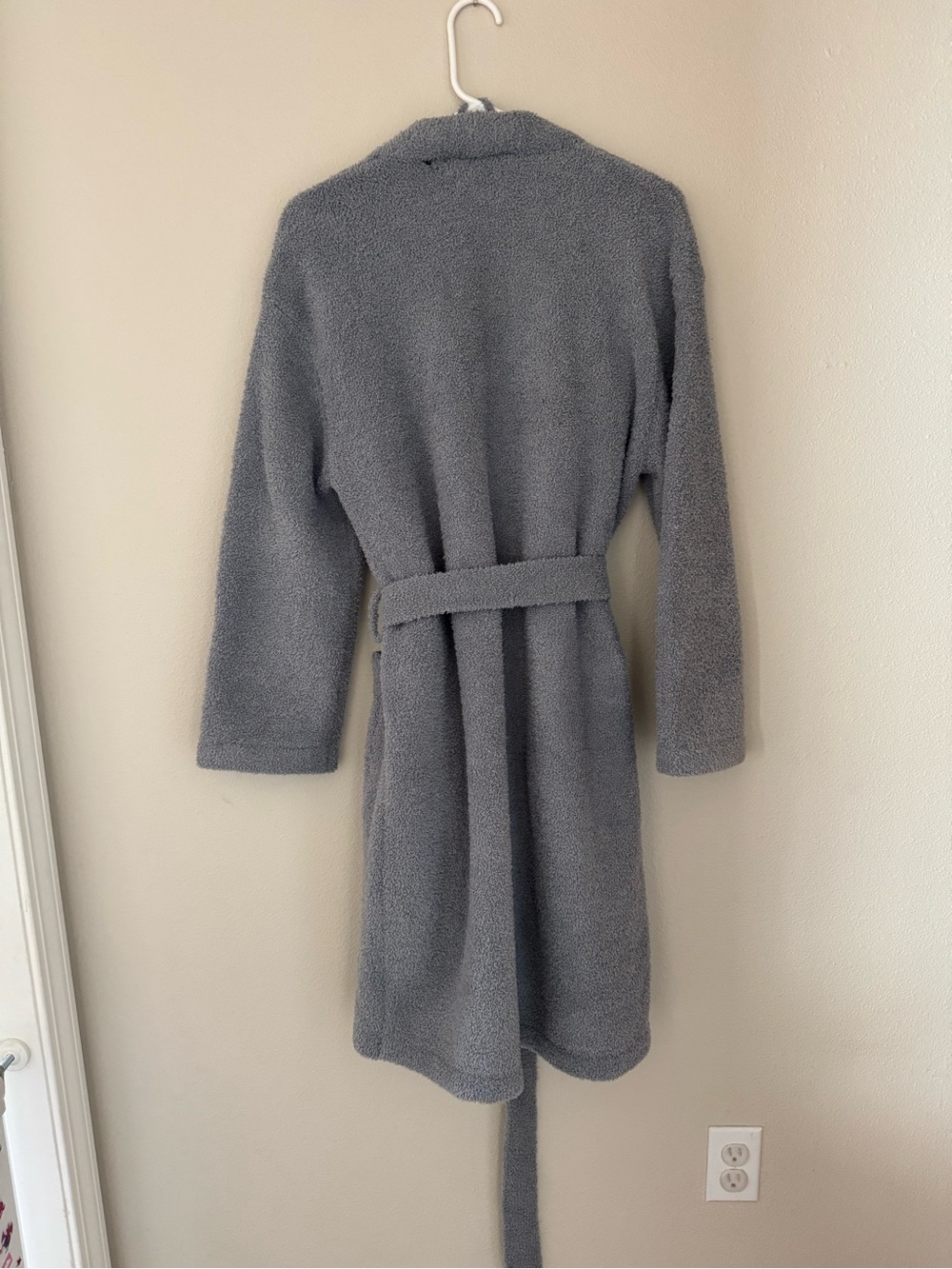 Barefoot Dreams Robe - Picture 2 of 4